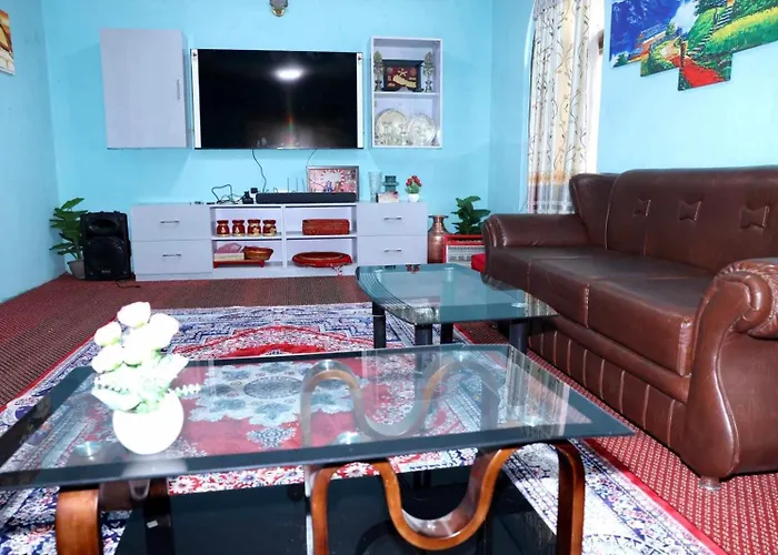 Himalayan House Apartment *